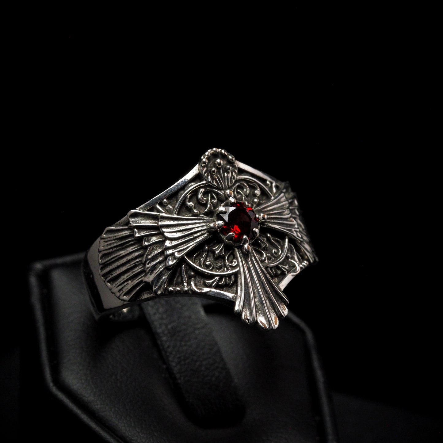 Eagleheart Ring