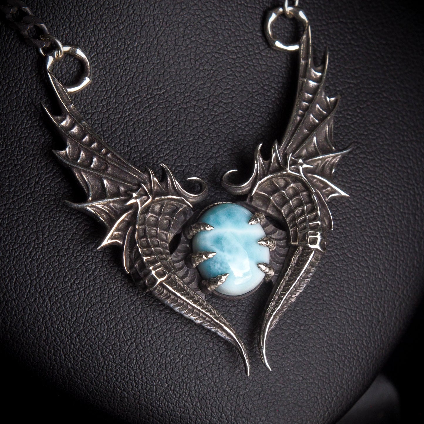 Wyvern's Grasp - Larimar