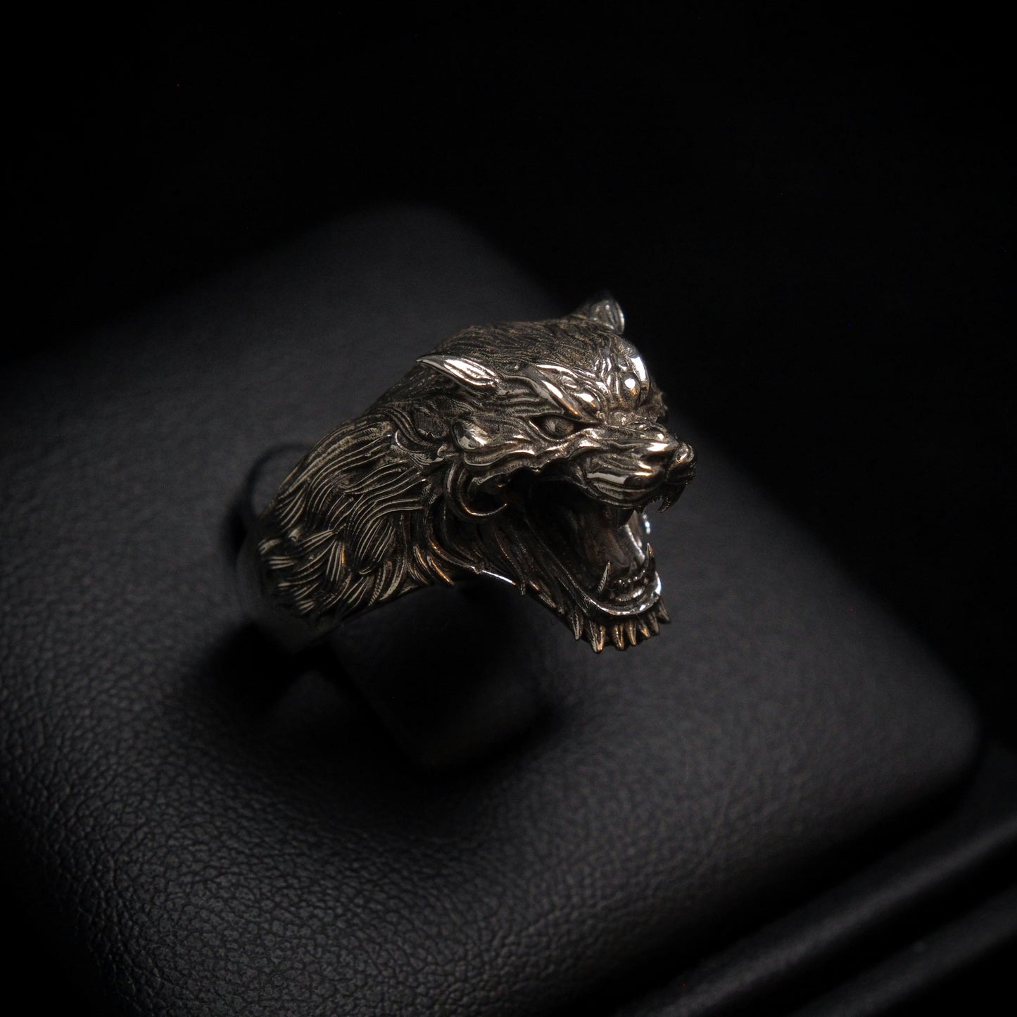 Dire Tiger Ring - Sterling Silver