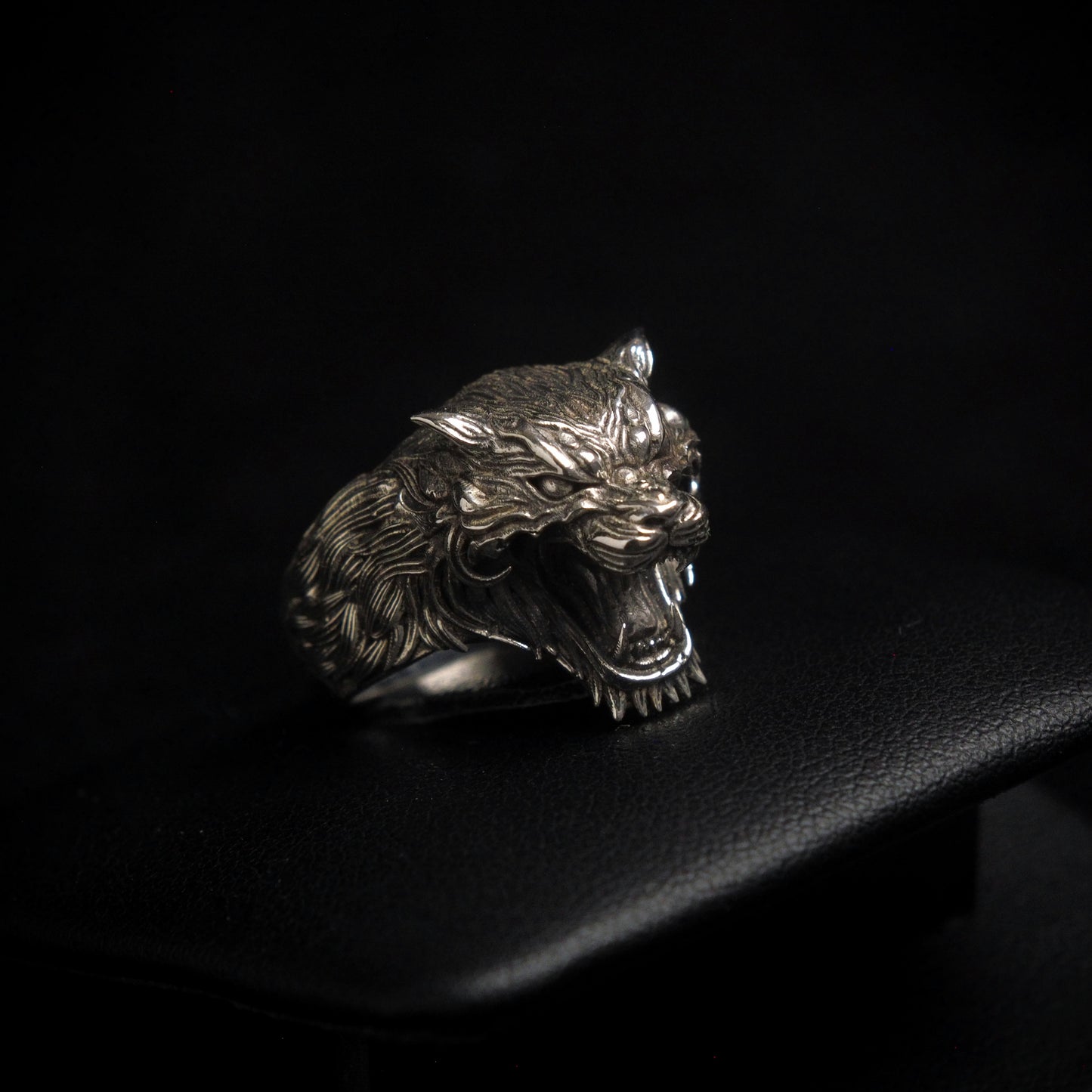 Dire Tiger Ring - Sterling Silver