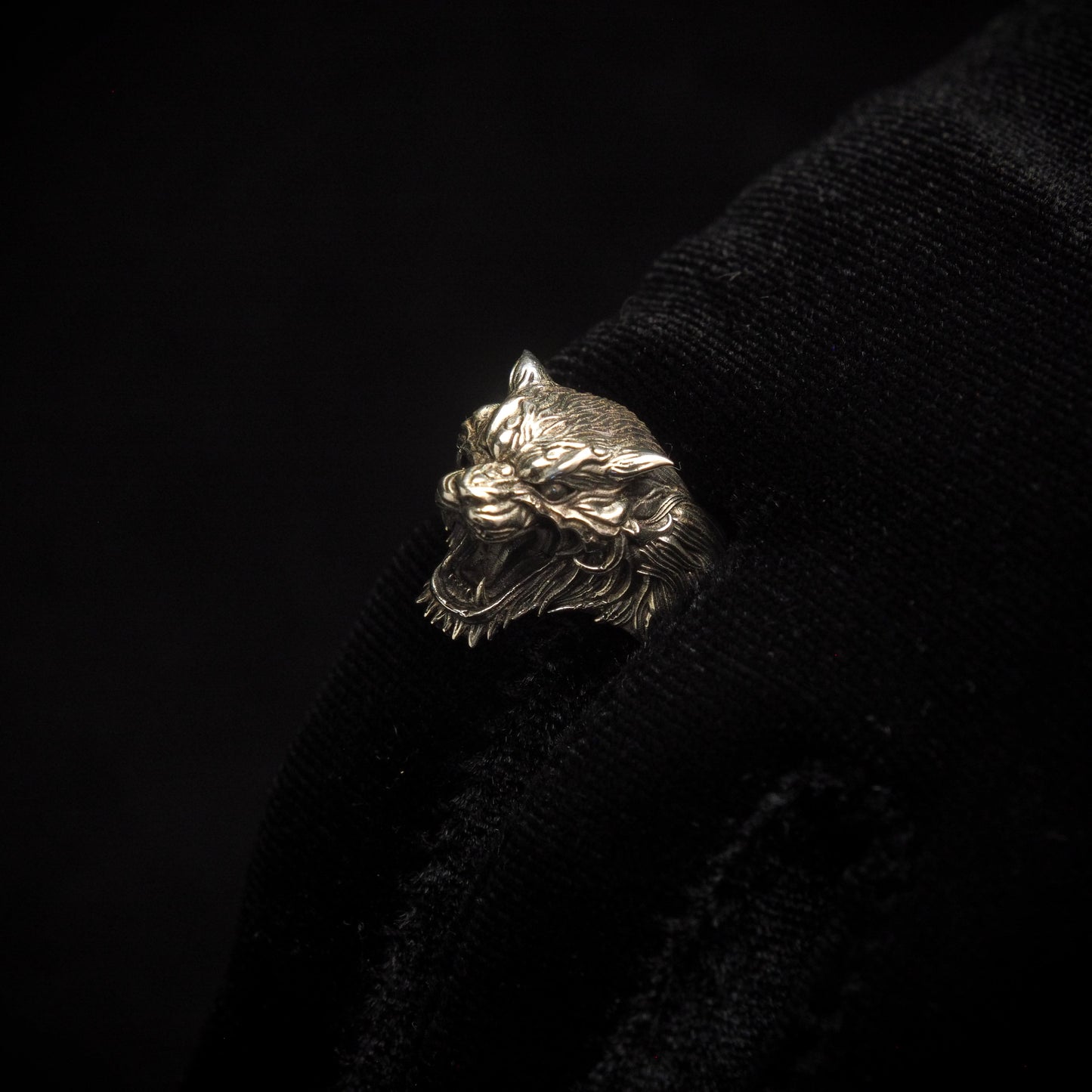 Dire Tiger Ring - Sterling Silver