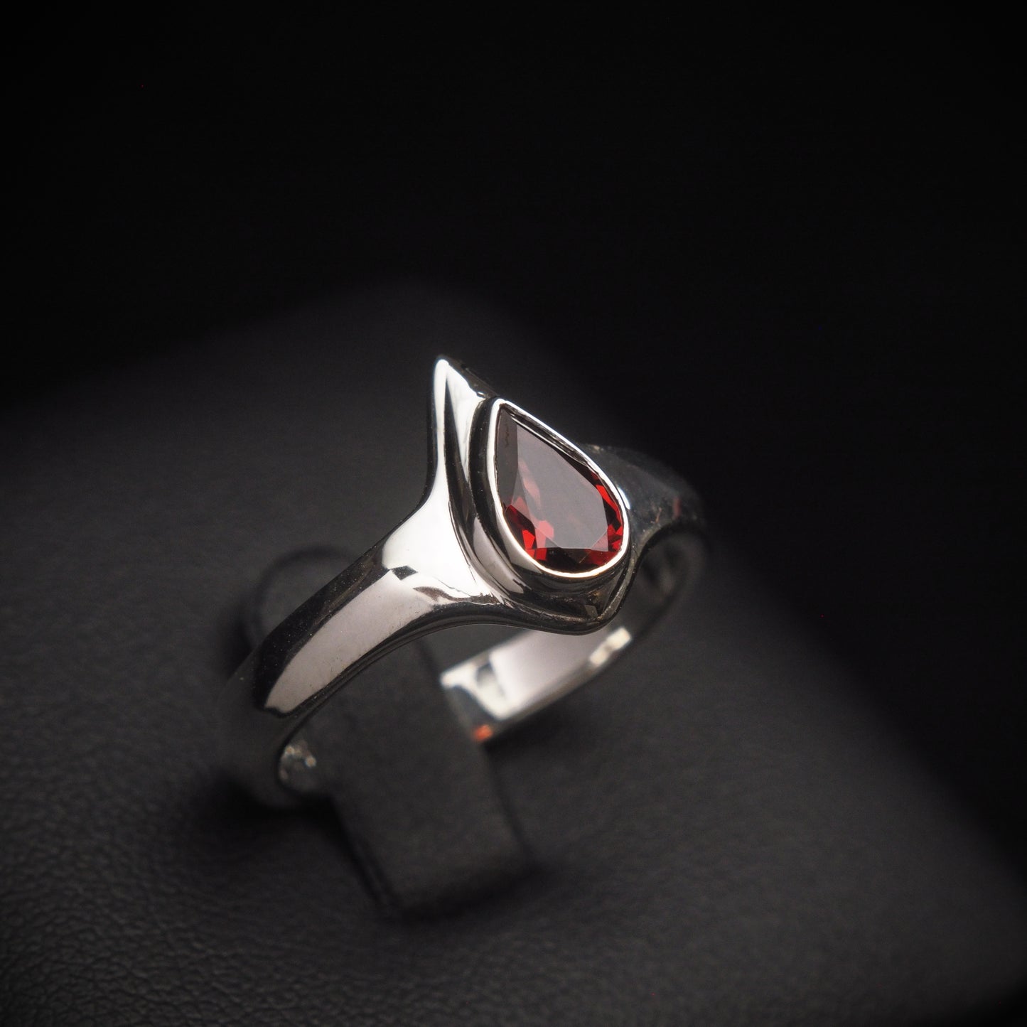 Blood Drop Garnet Ring - Silver