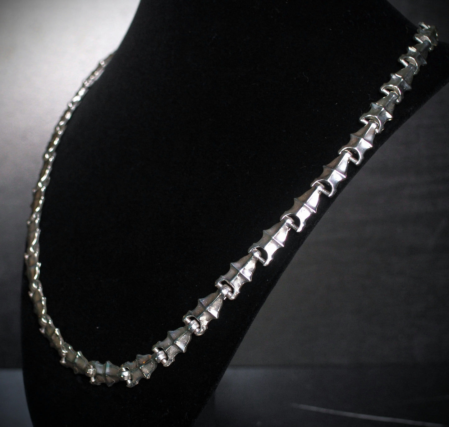 Heavy Gothic Fluted Silver Link Chain