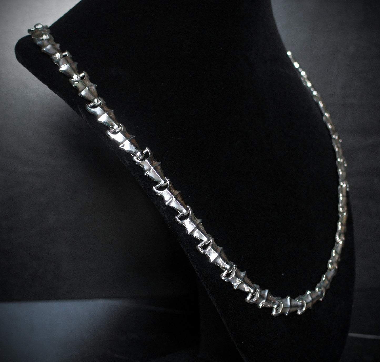 Heavy Gothic Fluted Silver Link Chain