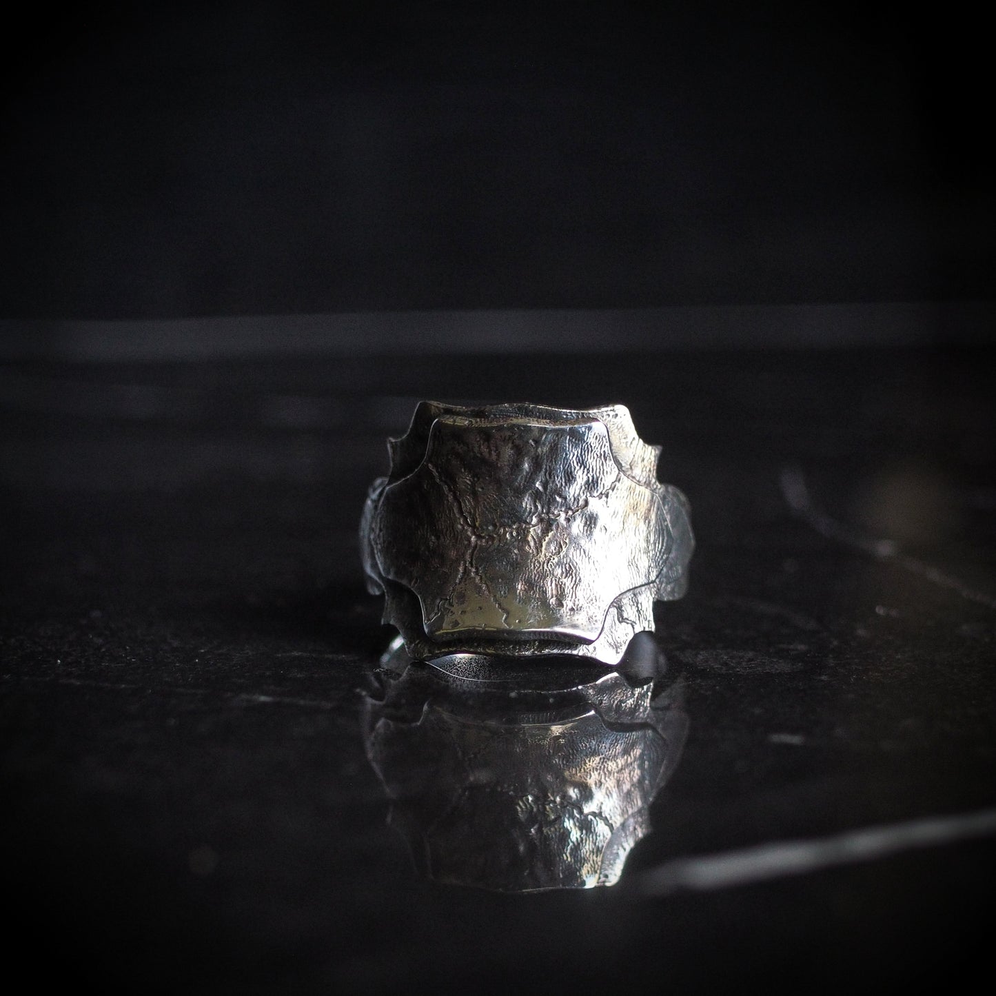 Boneform Ring